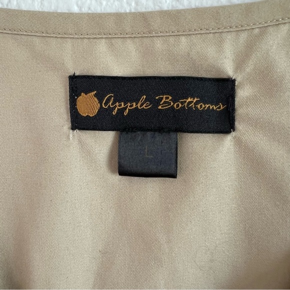 Apple Bottoms Women’s Medical Scrub Top Large - Picture 2 of 7